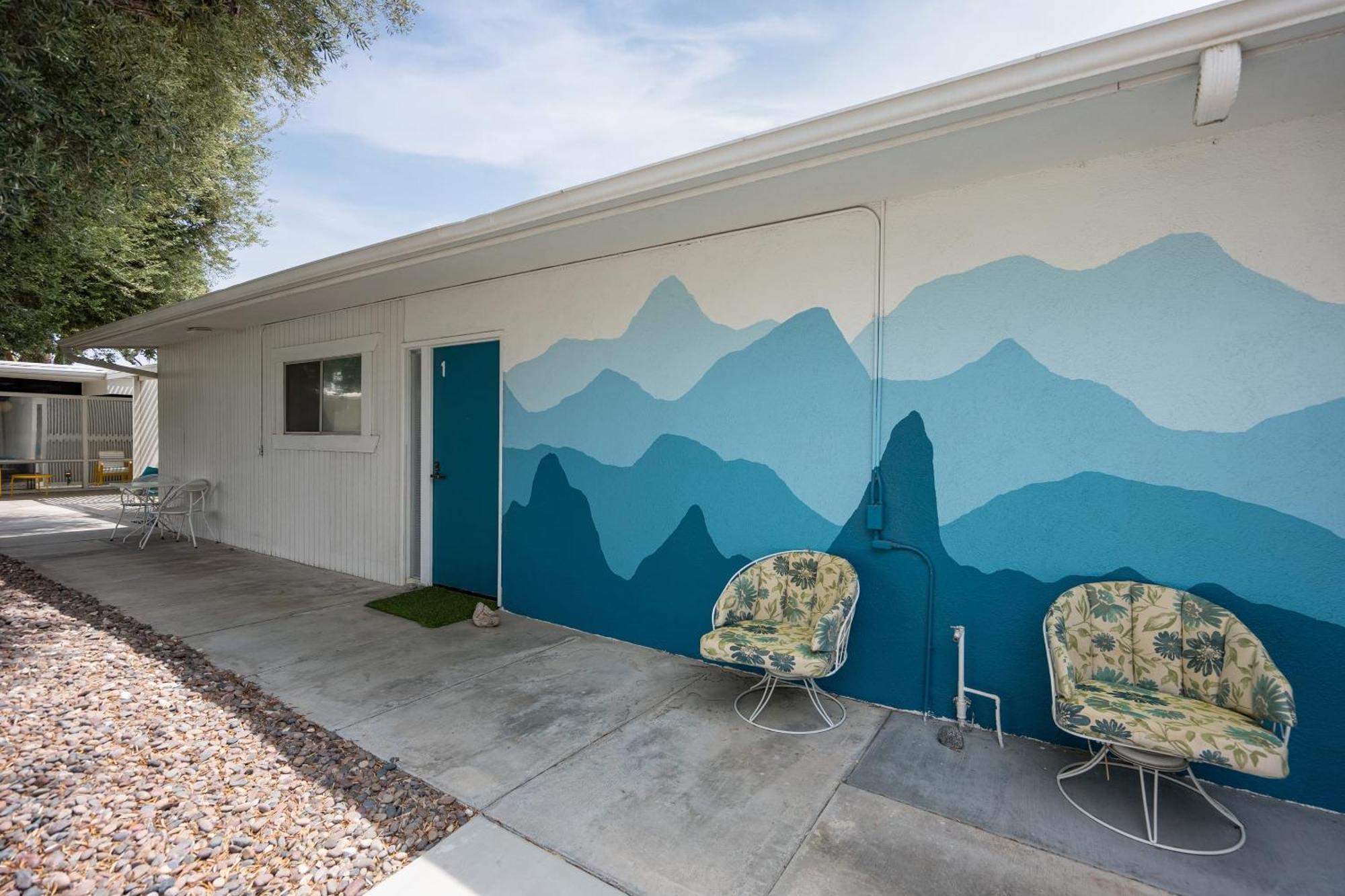 Monkey Tree Hotel By Avantstay Stylish Hotel In Palm Springs W Pool Buitenkant foto