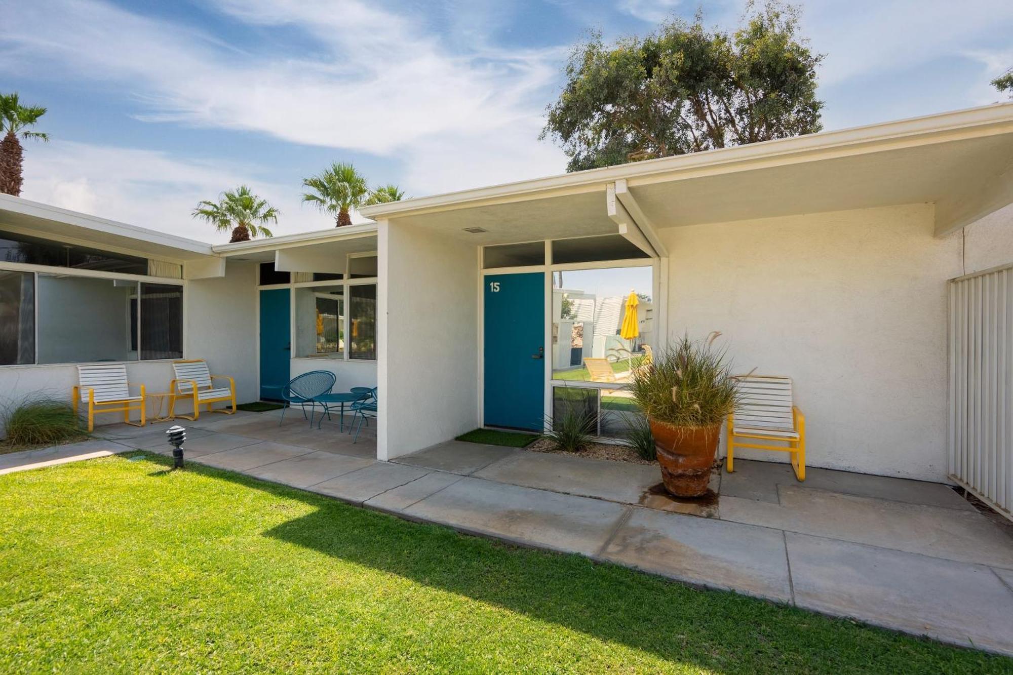 Monkey Tree Hotel By Avantstay Stylish Hotel In Palm Springs W Pool Buitenkant foto